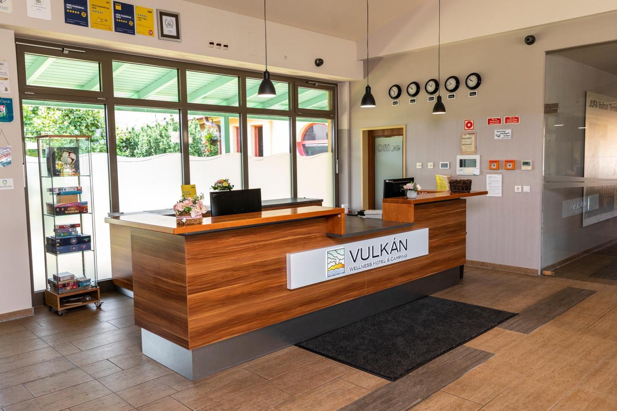Vulkan Wellness Hotel & Camping Celldömölk Екстериор снимка